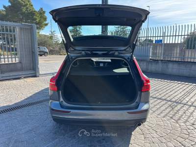 Volvo V60 Geartronic Business Plus Grigio usata Altamura