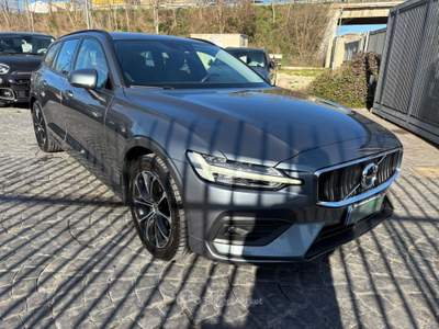 Volvo V60 Geartronic Business Plus Grigio usata Altamura