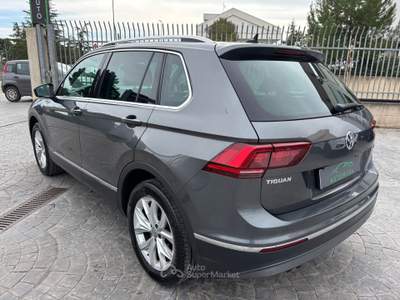 Volkswagen Tiguan VW TIGUAN 2.0 TDI 150cv DSG EXECUTIVE 4-MOTION Grigio usata Altamura