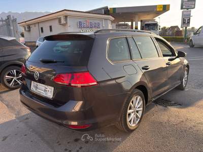 Volkswagen Golf 1.6tdi 90cv Grigio usata Santa Maria la Carità