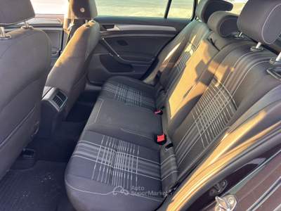 Volkswagen Golf 1.6tdi 90cv Grigio usata Santa Maria la Carità