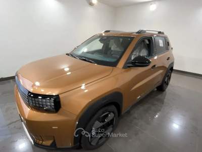 Fiat Panda FIAT GRANDE PANDA 1.2 HYBRID LA PRIMA 110CV E Grande Panda 1.2 hybrid La Prima 110cv e Bronzo usata Roma