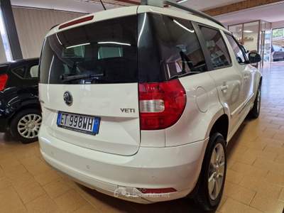 Skoda Yeti Outdoor 1.6 TDI CR 105 CV DSG , 135 mila chilometri Bianco usata Palazzo di Assisi