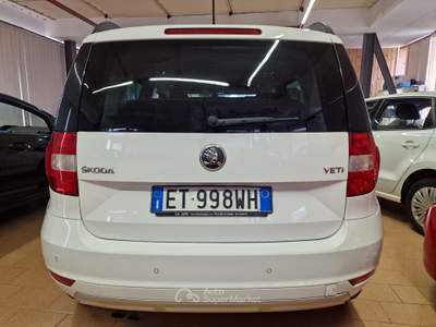 Skoda Yeti Outdoor 1.6 TDI CR 105 CV DSG , 135 mila chilometri Bianco usata Palazzo di Assisi