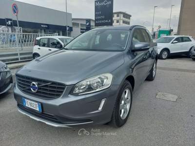 Volvo XC60 KINETIC D3 AUTOMATICA Grigio usata Pisa