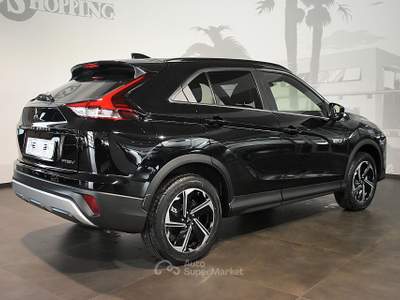 Mitsubishi Eclipse Cross 2.4 MIVEC 4WD PHEV Instyle SDA Pack 0 #RETROCAMERA. Nero usata San Vitaliano