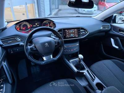 Peugeot 308 308 II 2018 SW SW 1.5 bluehdi Allure s usata Pomezia