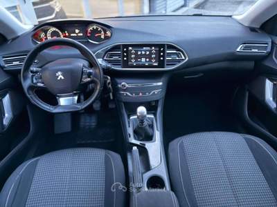 Peugeot 308 308 II 2018 SW SW 1.5 bluehdi Allure s usata Pomezia