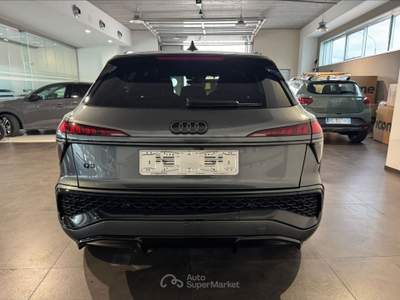 Audi Q3 3ª serie TDI 110 kW S tronic S Line edition Grigio usata San Vitaliano
