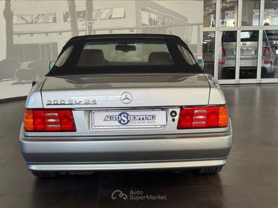 Mercedes-Benz SL Serie (R129) 300 SL-24 cat Argento usata San Vitaliano