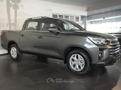 SsangYong Rexton Sports Rexton Sport 2.2 4WD aut. Double Cab Dream XL #RETROCAMERA. Verde usata San Vitaliano