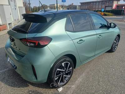 Opel Corsa YES Oro usata CASELETTE
