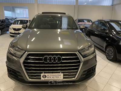 Audi Q7 272 CV quattro tip. Sport S Line Tetto 7P. Grigio usata Gozzano