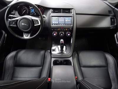 Jaguar E-Pace 2.0D 180 CV AWD aut. R-Dynamic S Nero usata Lurate Caccivio