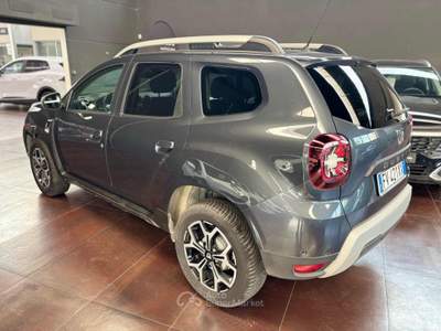 Dacia Duster 1.5 Blue dCi 8V 115 CV 4x2 Prestige Grigio usata Pesaro