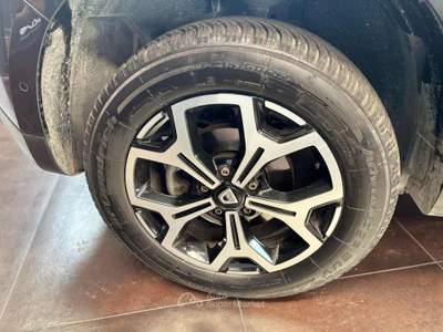 Dacia Duster 1.5 Blue dCi 8V 115 CV 4x2 Prestige Grigio usata Pesaro