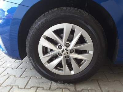 Skoda Fabia 1.0 MPI 80cv Ambition *solo 24.500 Km* Blu/Azzurro usata Firenze