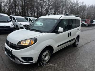 Fiat Doblò TREKKING 2018 | PARI AL NUOVO | RENT TO BUY Bianco usata Curno