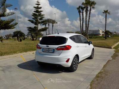 Ford Fiesta 1.1 75 CV GPL 5 porte Titanium Bianco usata Gallipoli