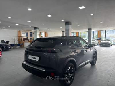 Peugeot 2008 1.2 puretech Allure 100cv Grigio usata Pozzuoli