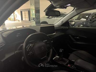 Peugeot 2008 1.2 puretech Allure 100cv Grigio usata Pozzuoli