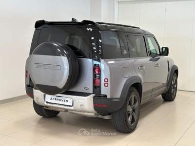 Land Rover Defender 110 3.0D I6 200 CV AWD Auto SE Grigio usata LODI