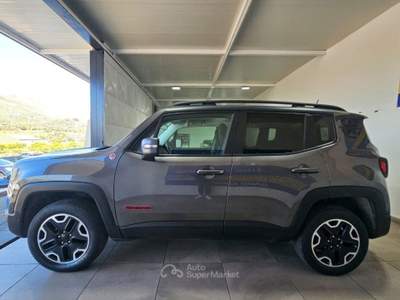 Jeep Renegade 2.0 Mjt 170CV 4WD Active Drive Low Trailhawk Grigio usata ADRANO