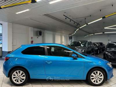 Seat Leon 1.6 TDI 90 CV 3p. Reference - IVA ESP -UNI PROP Blu/Azzurro usata Monza