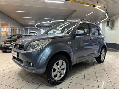 Daihatsu Terios 1.5 4WD SXA Green Powered -GPL- AUTOMATICA Grigio usata Monza