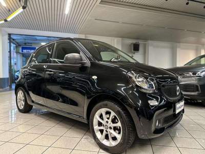 Smart ForFour 70 1.0 Prime UNICO PROP - NEOPATENTATO Nero usata Monza