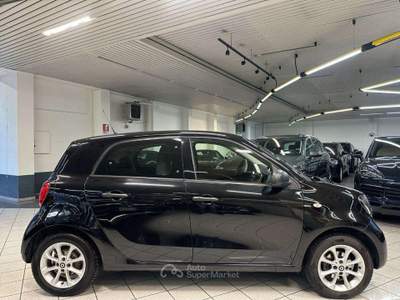 Smart ForFour 70 1.0 Prime UNICO PROP - NEOPATENTATO Nero usata Monza