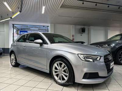 Audi A3 1.5 TFSI COD Sport UNI PROP Argento usata Monza