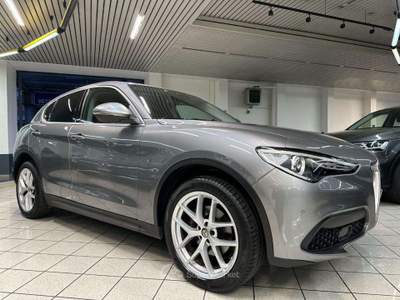 Alfa Romeo Stelvio 2.0 Turbo 280 CV AT8 Q4 Executive IVA ESPOSTA Grigio usata Monza