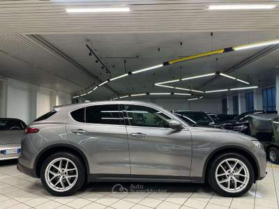 Alfa Romeo Stelvio 2.0 Turbo 280 CV AT8 Q4 Executive IVA ESPOSTA Grigio usata Monza