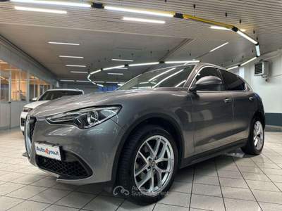 Alfa Romeo Stelvio 2.0 Turbo 280 CV AT8 Q4 Executive IVA ESPOSTA Grigio usata Monza