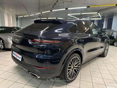 Porsche Cayenne Coupé 3.0 V6 E-Hybrid - Bose - SportChrono Blu/Azzurro usata Monza