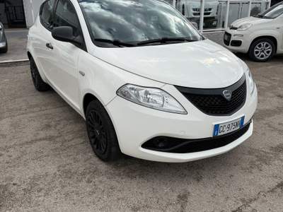 Lancia Ypsilon Macchina senza un graffio perfetta in tutto usata San Tammaro