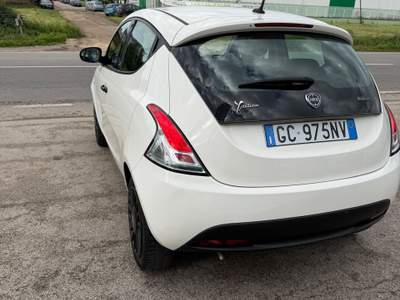 Lancia Ypsilon Macchina senza un graffio perfetta in tutto usata San Tammaro