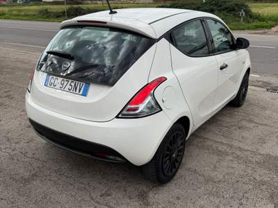 Lancia Ypsilon Macchina senza un graffio perfetta in tutto usata San Tammaro