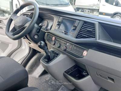 Volkswagen Transporter Combi Long 9 Posti Grigio usata Pisa