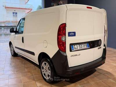 Fiat Doblò 1.6mjt 90cv FURGONE Anno 2022 Bianco usata Salerno