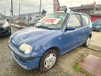 Fiat 600 Fiat 600 1.1 benzina ok neopatentati clima servosterzo usata Rivanazzano Terme