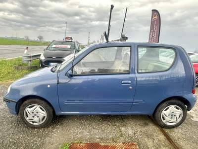 Fiat 600 Fiat 600 1.1 benzina ok neopatentati clima servosterzo usata Rivanazzano Terme