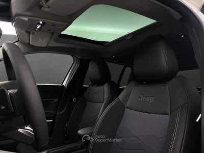 Jeep Avenger 1.2 t. e-hybr.mhev Summit FWD 110cv EDCT6 Bianco usata Bianzone