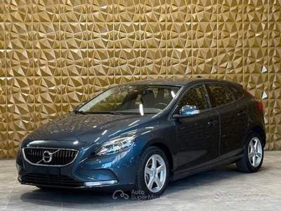 Volvo V40 Geartronic Business usata San Zeno Naviglio