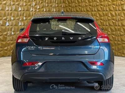Volvo V40 Geartronic Business usata San Zeno Naviglio