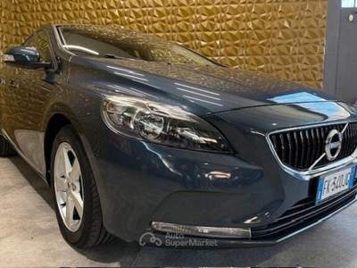 Volvo V40 Geartronic Business usata San Zeno Naviglio