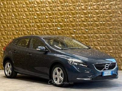Volvo V40 Geartronic Business usata San Zeno Naviglio