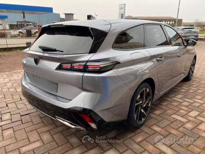 Peugeot 308 S&S EAT8 SW Allure Pack usata Brusnengo