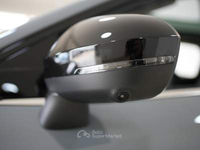 Nissan Qashqai MHEV 158 CV Xtronic N-Connecta+Tetto panoramico Arancione usata Pozzuoli